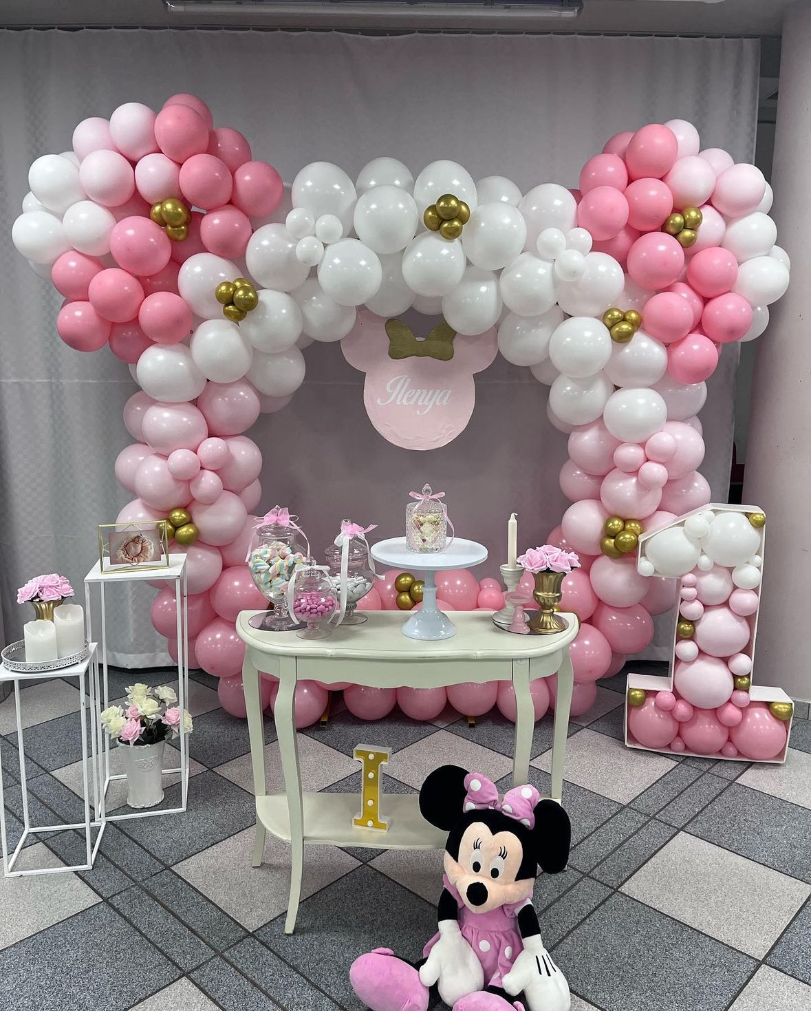 70 fr. ( incluso 1 kg di confetti è una busta marshmellow